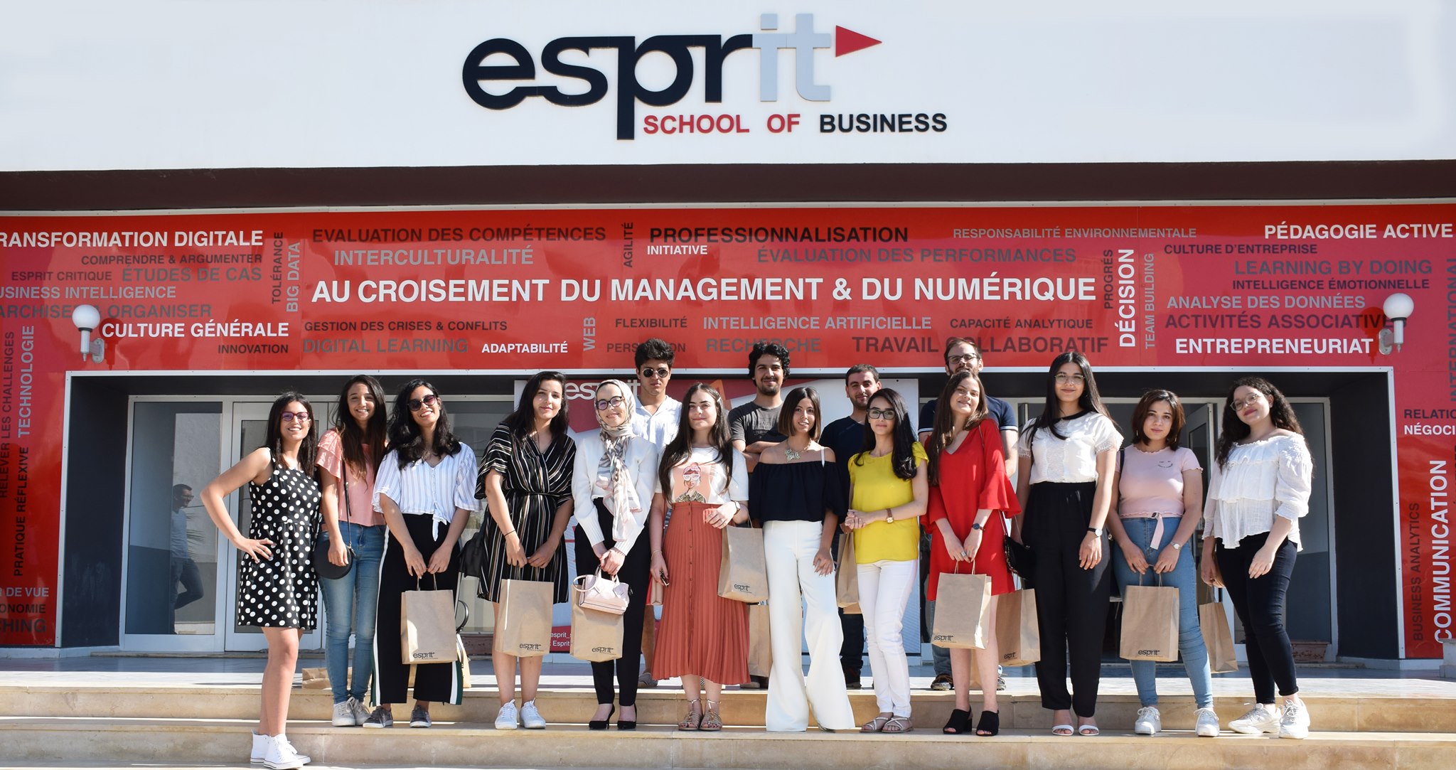 Esprit School of Business Nos lauréats 20182019