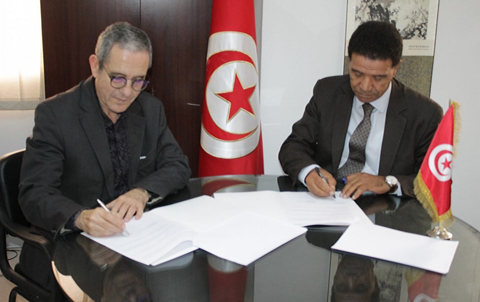 Convention de partenariat entre ESB et l'Université Virtuelle de Tunis